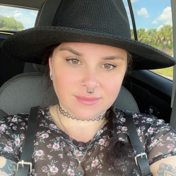 Meet your Posher, Marysue - Picture 1 of 1